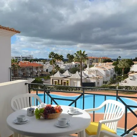 Complexo Eden Village 公寓 *