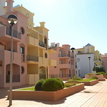 Complexo Eden Village 公寓 *